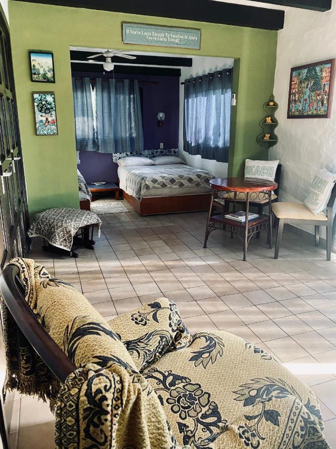 Villa Bougainvillea Aruba, The Tango Suite Palm Beach Exteriör bild